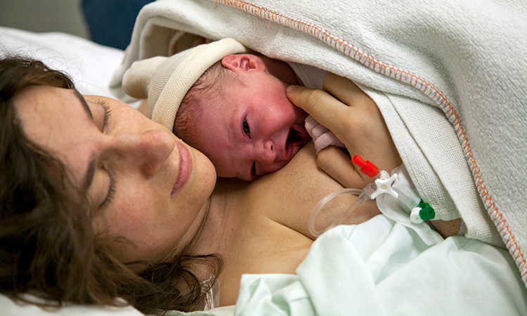 My Drug-Free Birth Was Totally Selfish | Mom.com