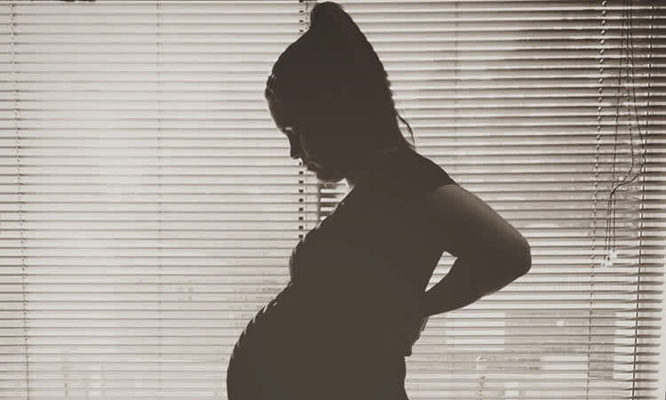 14 Things Every Overdue Pregnant Woman Experiences 