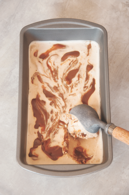 Vanilla Caramel Swirl Ice Cream Recipe