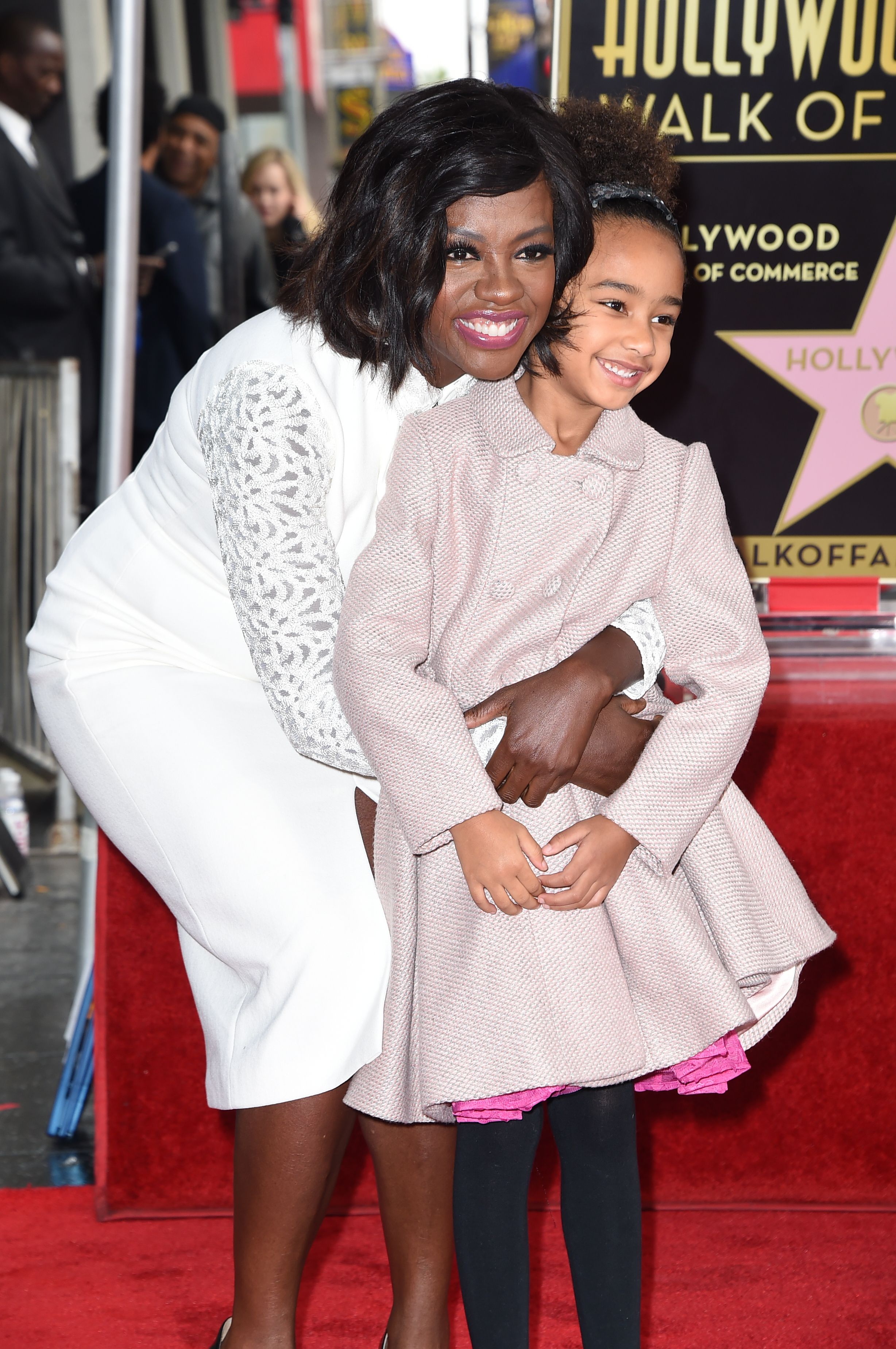 Viola Davis Reveals How Motherhood Helped Her With Fences Mom Com