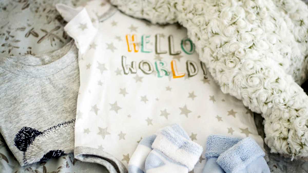 How To Cash In On All That Old Baby Stuff Mom Com