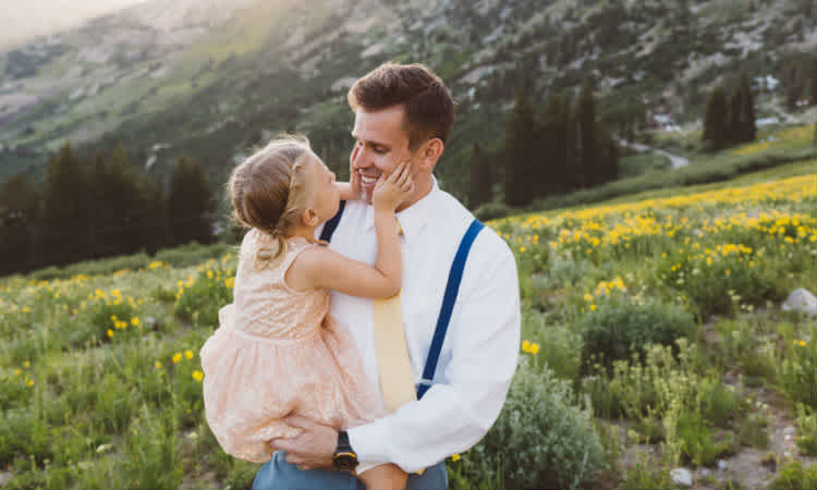 The Bond Between a Father and a Daughter Is an Incredible Gift | Mom.com