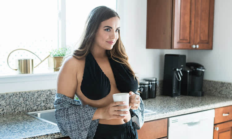 This Invention Is Genius For Breastfeeding Moms Mom Com