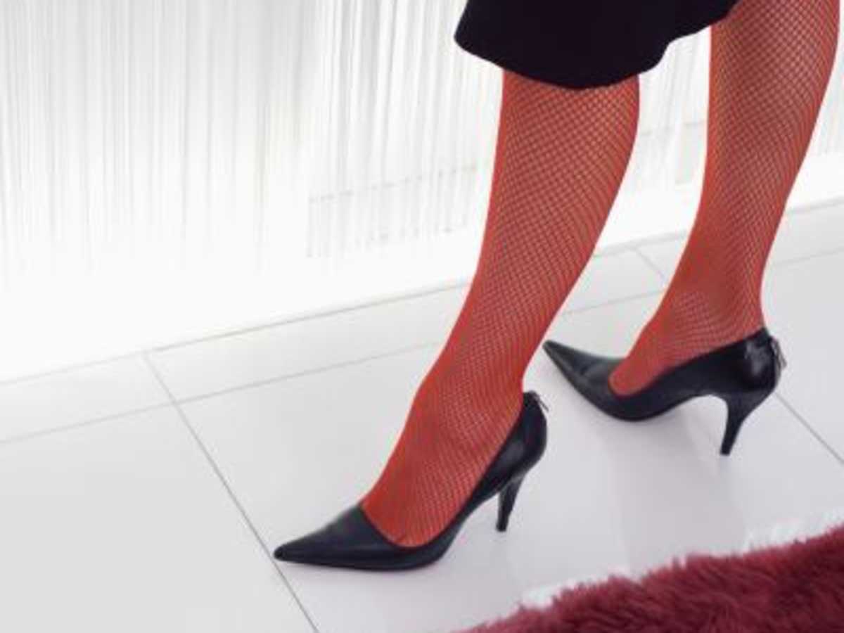 What colour tights to wear with black dress and black shoes Clearance