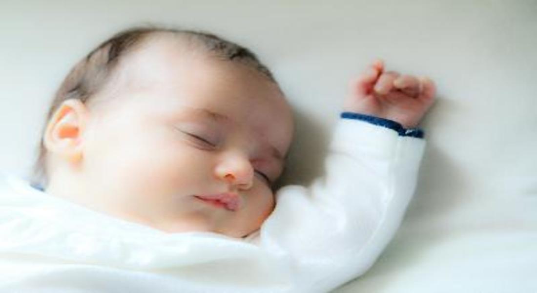 Sleep Requirements For A Newborn Mom Com   1949 Fotolia 22133972 Xs 