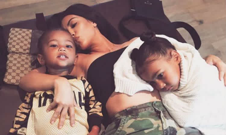 Download I Don T Get Why People Are Mom Shaming Kim Kardashian Over Her For Android Get Wallpaper I Don T Get Why People Are Mom Shaming Kim Kardashian Over Her For Android