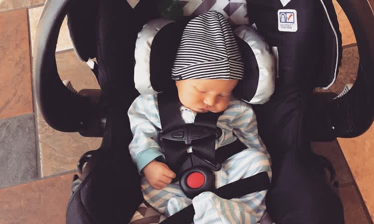Don T Let Baby Sleep In The Car Seat Grieving Mom Warns