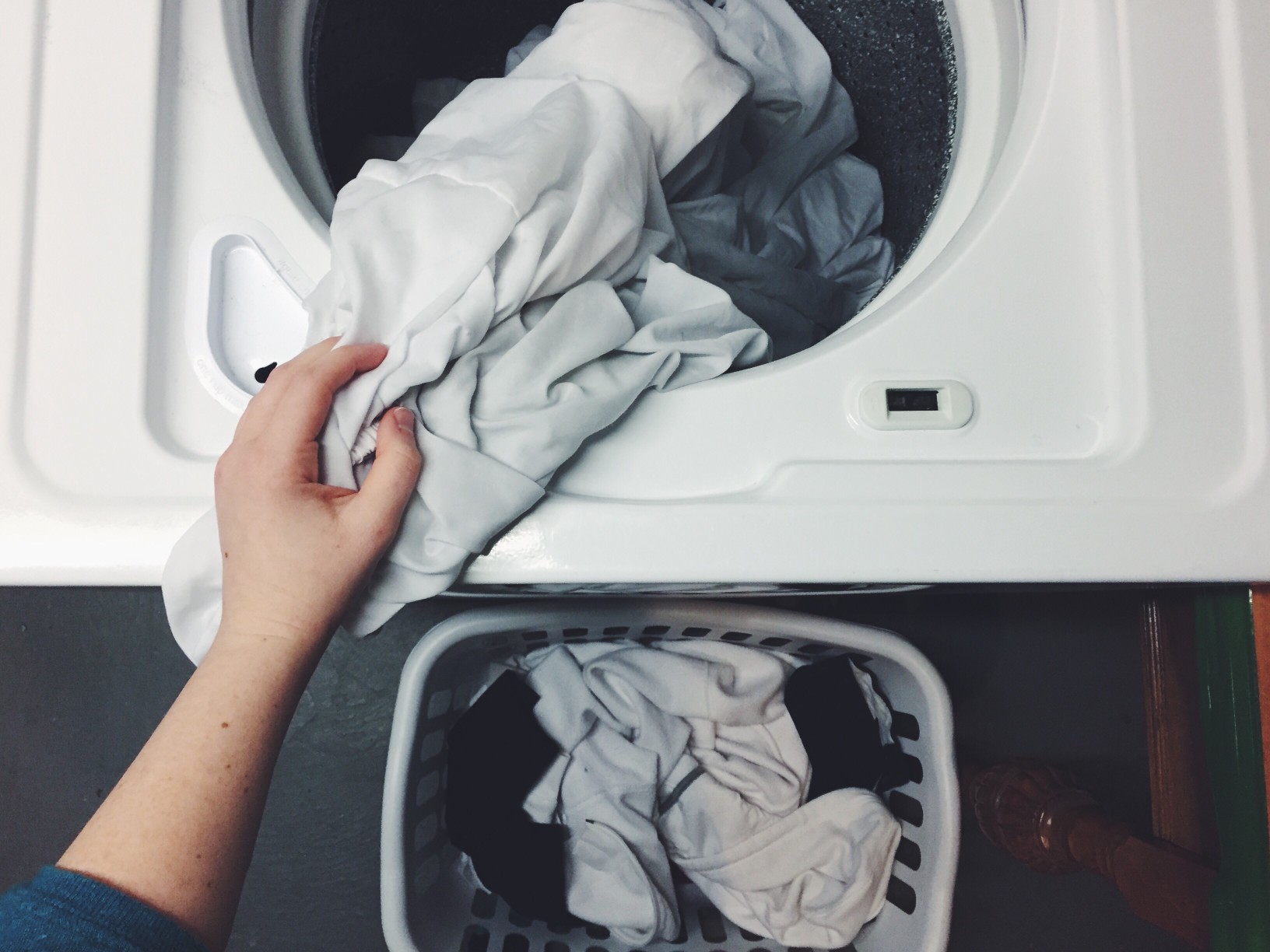 I'm a laundry pro - viral hack saved my discolored whites & got them back  to perfection in no time