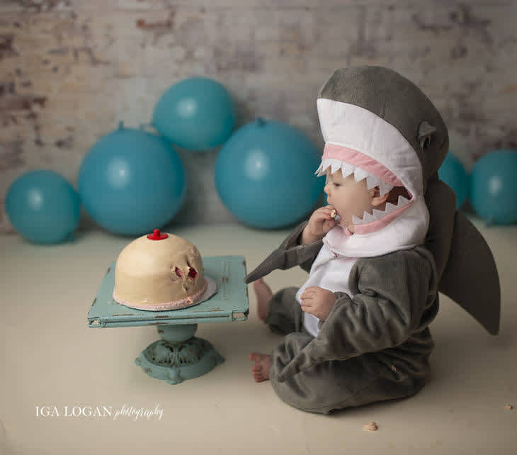 Mom's Adorable 'Baby Shark' & Boob Cake Smash Is an Ode to Her Little Biter