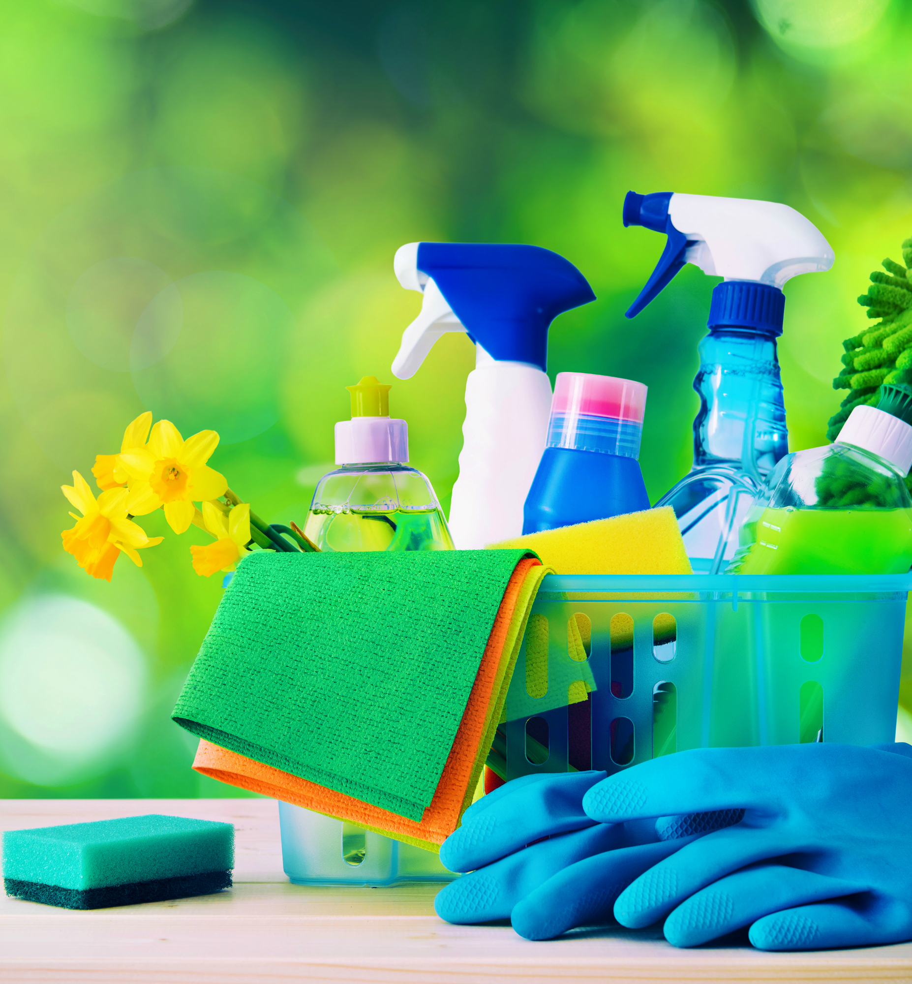 19 Dangers Inside Your Spring Cleaning Products