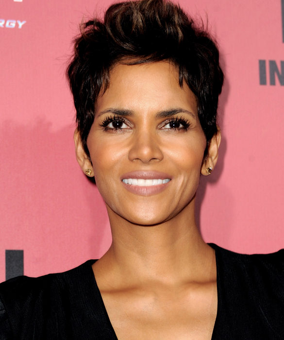 Celebrity Mom Style Halle Berry Mom Com