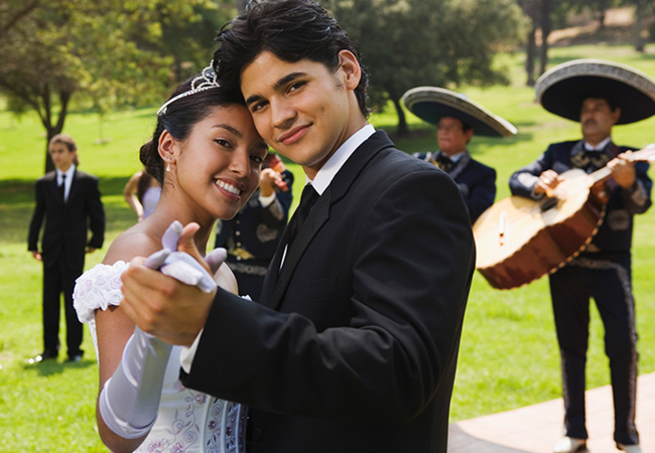 Planning a Quinceañera Party For My Son