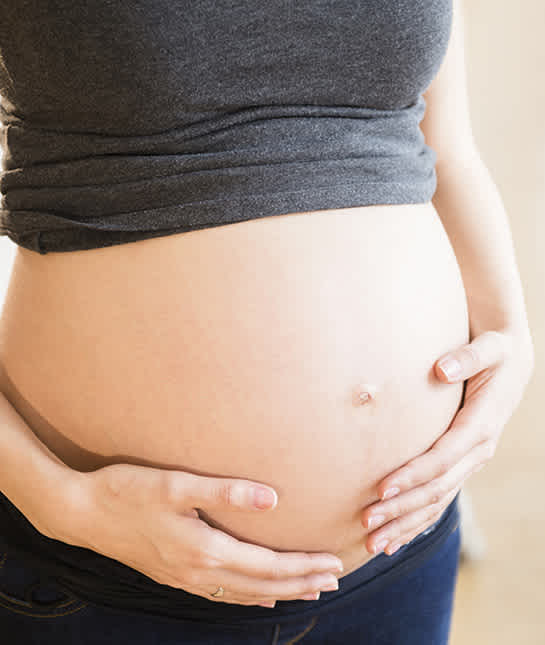 Brown spotting 5 weeks pregnant!?! : r/pregnancyproblems