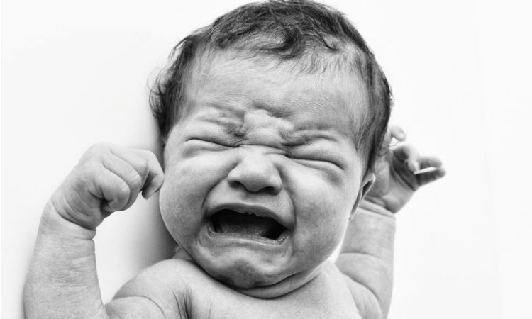 'Cry It Out' More Harmful Than Commonly Thought | Mom.com