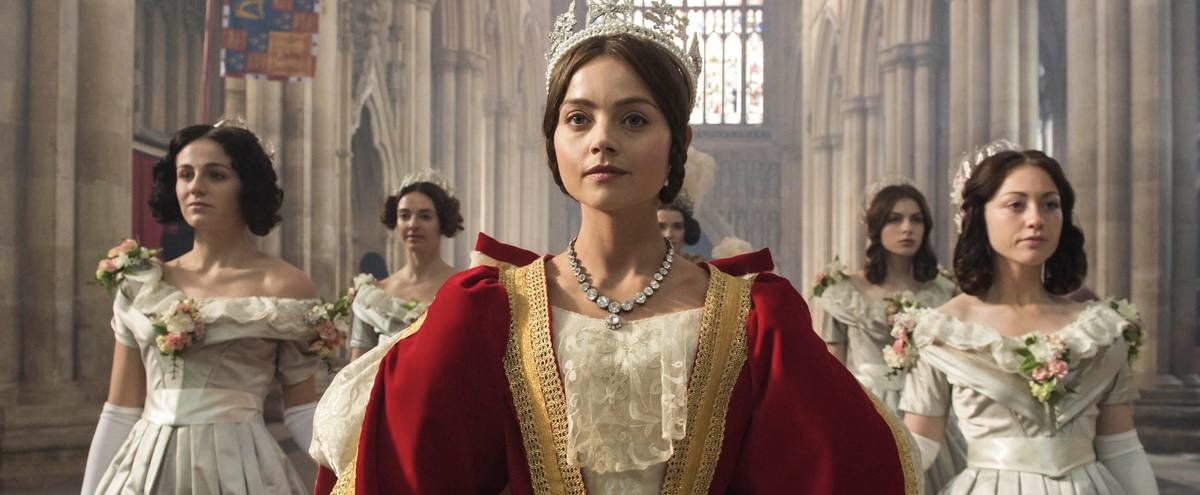 Klaar met The Crown? Dan wil je deze vijf series zien