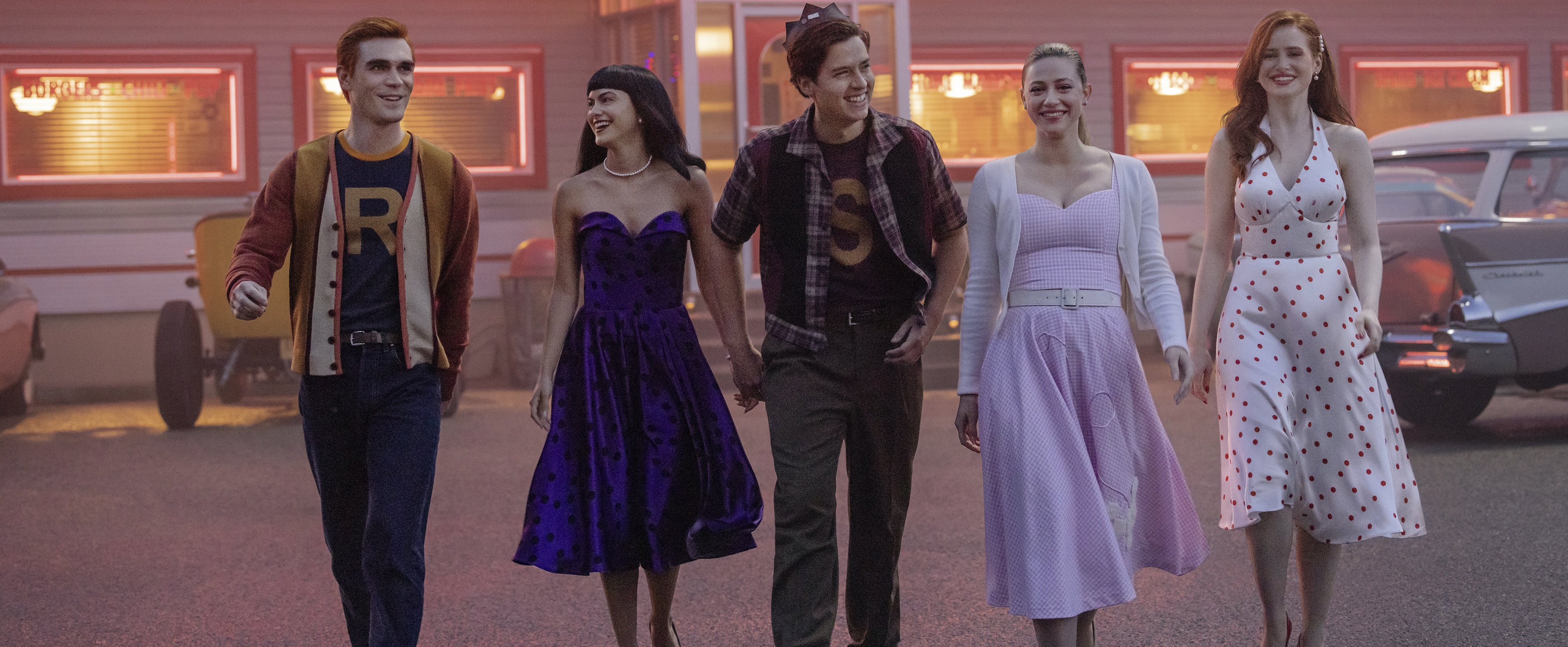 Op deze 6 momenten bewees Riverdale de raarste serie ooit te zijn