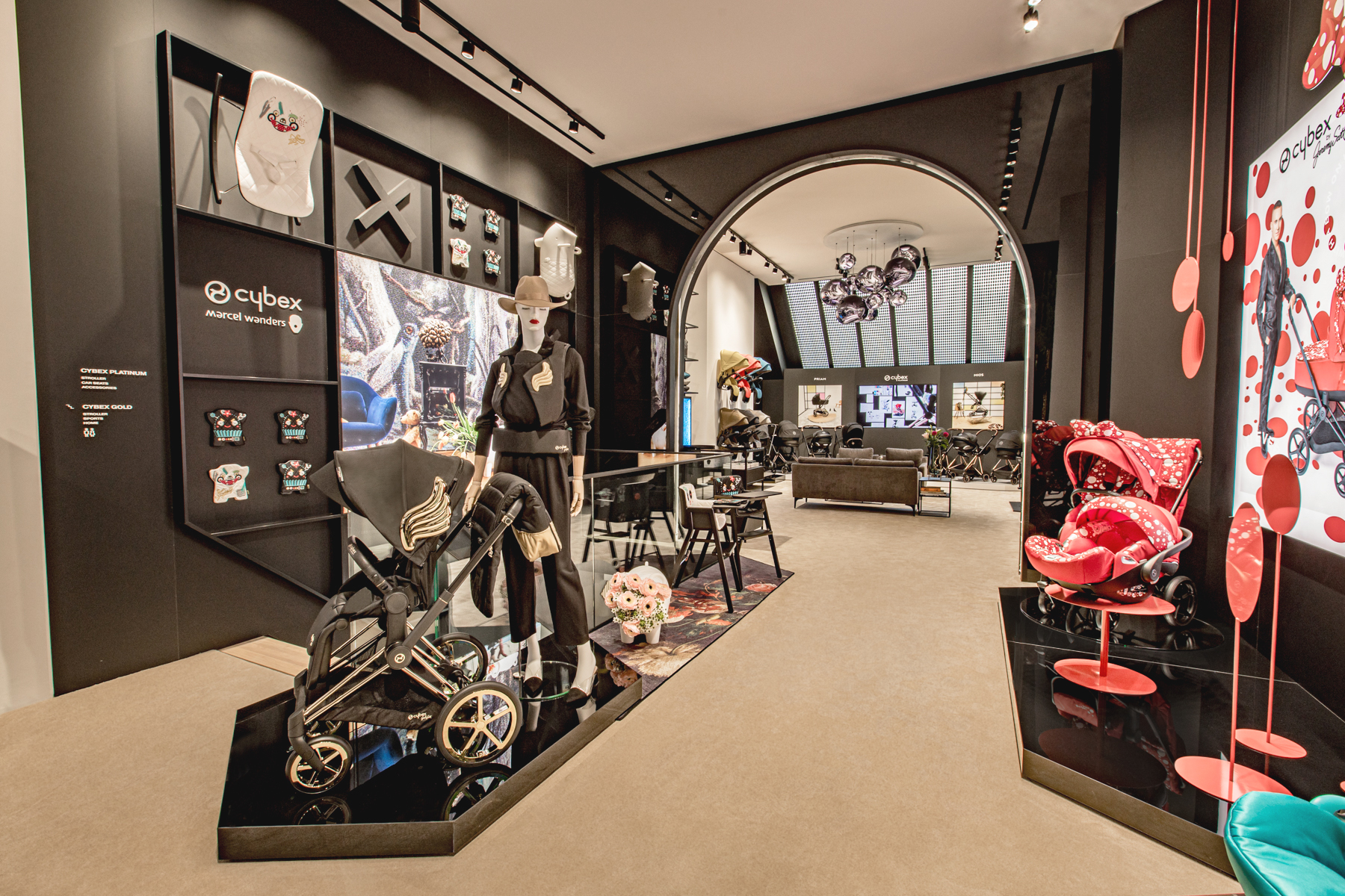 CYBEX flagship store kinderwagens