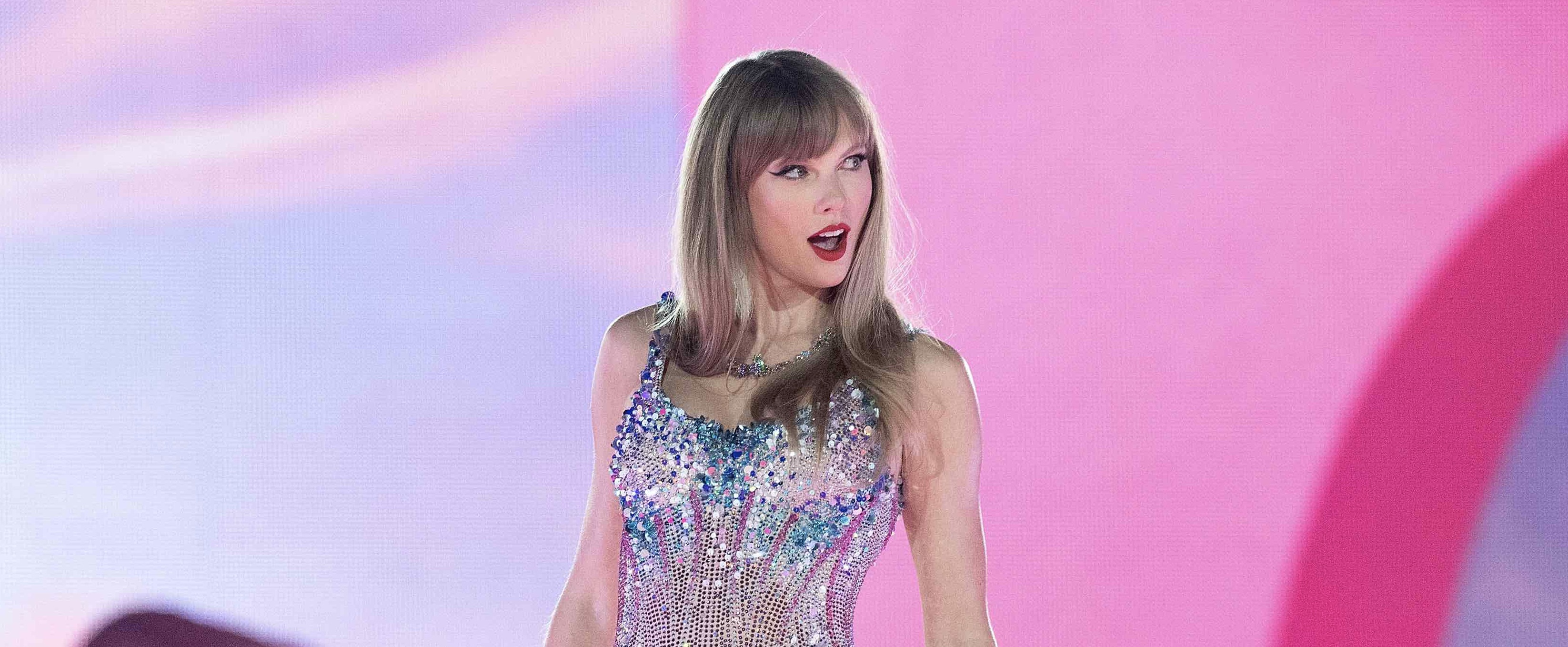 Taylor Swift mag tijdens VMA's belangrijkste award in ontvangst nemen