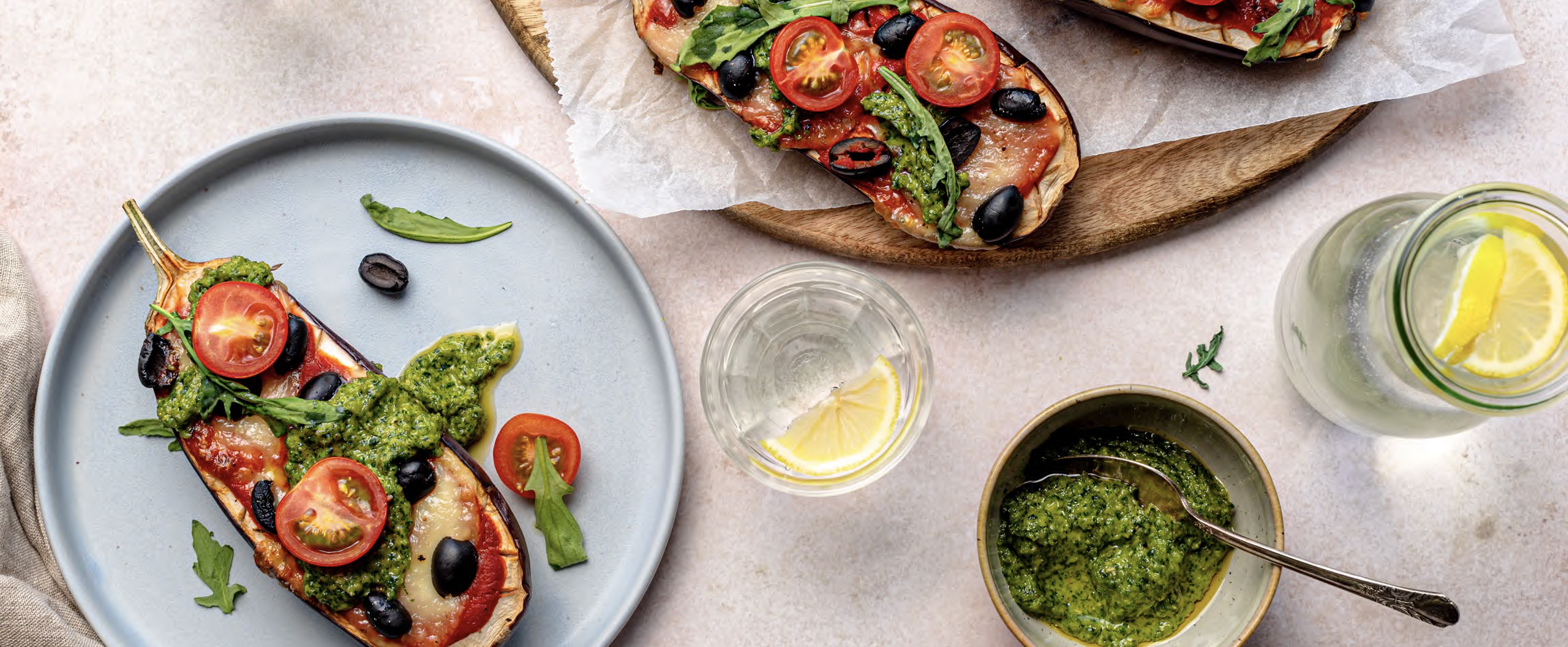 Fokking makkelijk recept: auberginepizza's met rucola-pesto