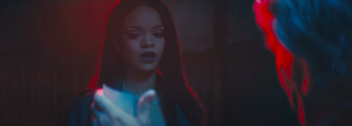 Youtube - Rihanna - Same Old Love 