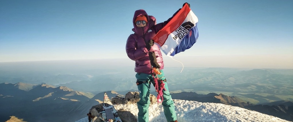 Mary-Claire beklimt de hoogste toppen van de wereld: 'Ik heb mensen vingers, tenen en zelfs het leven zien verliezen'