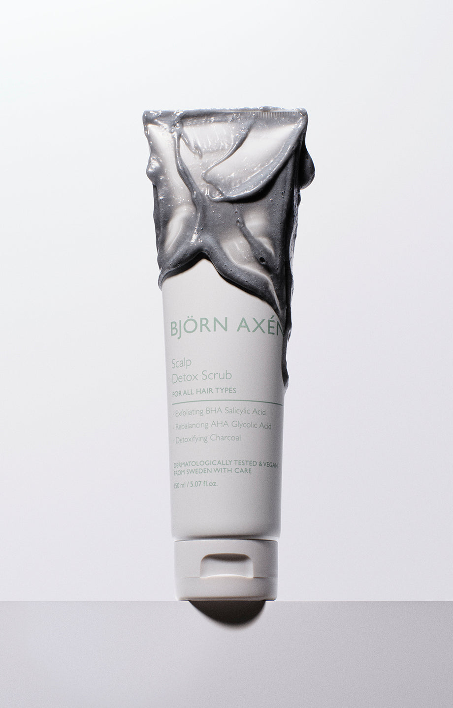 BjornAxen Scalp DetoxScrub Image Product Withformula.webpjo