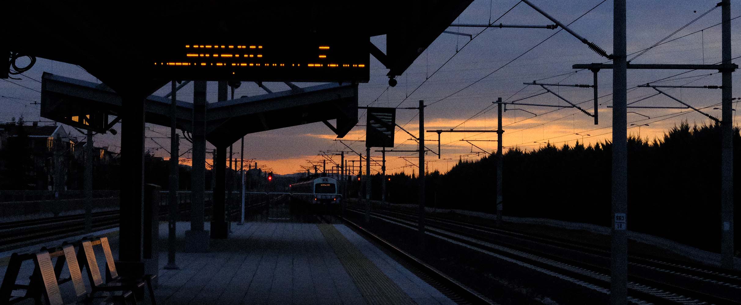 De 19-jarige Fay werd geslagen in de trein: 'Mijn oorbel vloog uit en mijn wang brandde van de pijn'