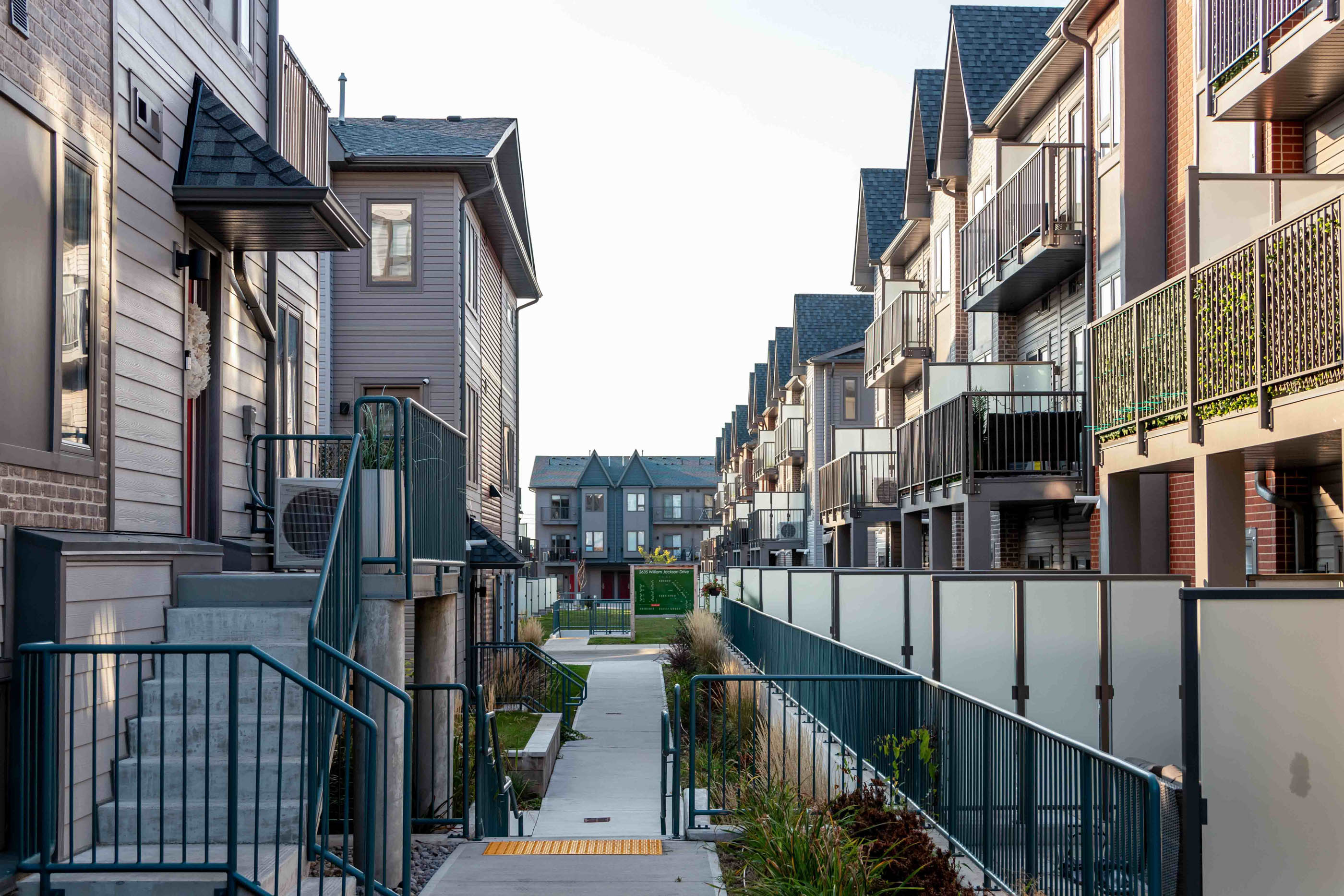 Maxx Urban Towns | Portfolio | VanMar Developments