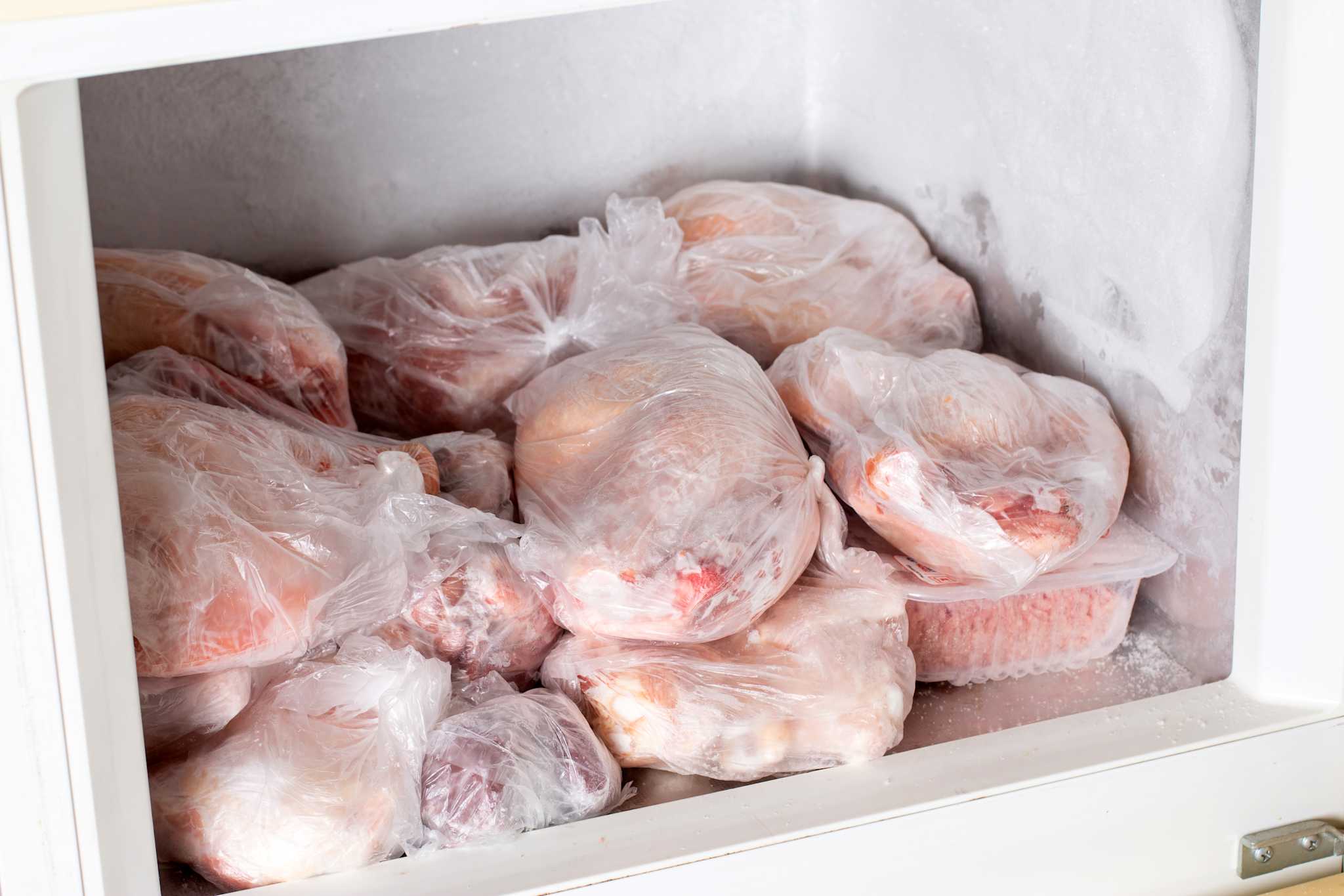 Wie lange kannst Du Fleisch sicher einfrieren? Wir klären auf