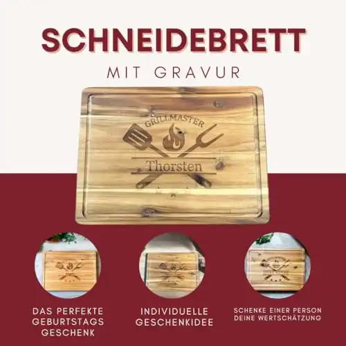 Personalisiertes Schneidebrett mit Saftrille aus Akazienholz mit Gravur Grillmaster und Name, Akazienholzbrett als Geschenk für Männer, den Grillprofi, Hobbygriller, Chef am Grill, ca. 40 cm x 26 cm - 0