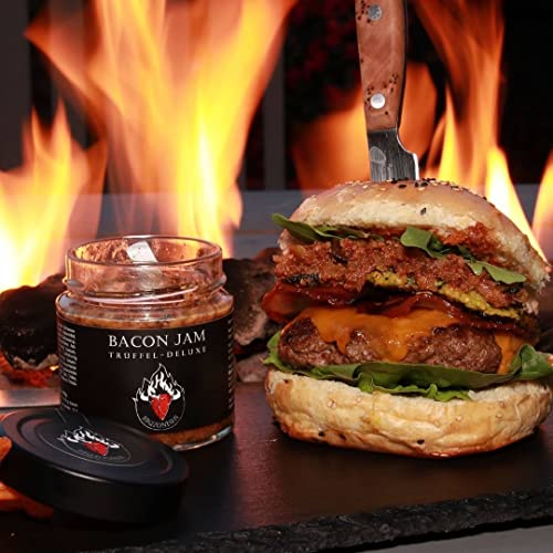 BBQZoneSHS PREMIUM Bacon Jam Speckmarmelade mit Trüffel | Bacon-Marmelade für Hot Dogs, Burger und Grillfleisch | Grill Geschenk für Männer (Trüffel-Deluxe) - 1 BBQZoneSHS PREMIUM Bacon Jam Speckmarmelade mit Trüffel | Bacon-Marmelade für Hot Dogs, Burger und Grillfleisch | Grill Geschenk für Männer (Trüffel-Deluxe) - 1
