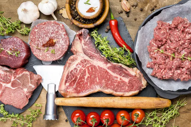 Lerne Fleischqualität zu erkennen und genieße nur erstklassige Gerichte! Klicke jetzt und bereite dich auf deinen nächsten Einkauf vor. Entdecke mehr!