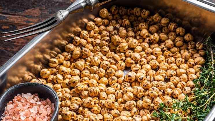 Geröstete Kichererbsen: Der proteinreiche Knusper-Snack