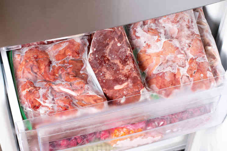 Die Richtige Verpackung von Fleisch fürs Einfrieren ist sehr wichtig