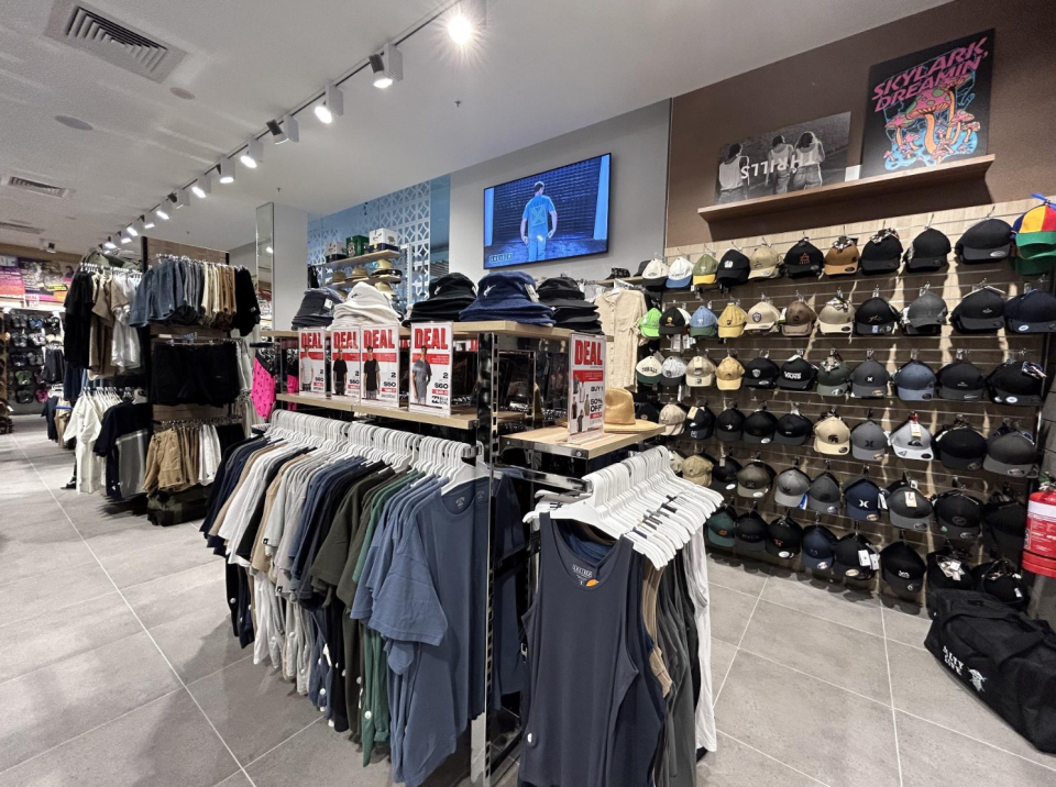 retail interior - hats and shirts