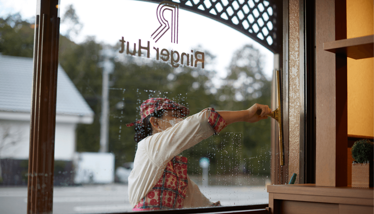 株式会社リンガーハットが『HRBrain』を導入。評価作業の効率化で、現場が現場の仕事に集中へ