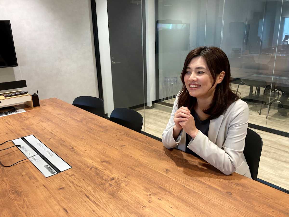 DINOS CORPORATION_インタビュー写真1