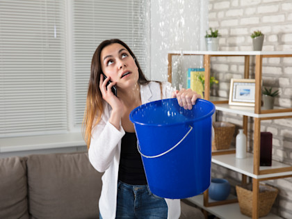 Haushaltsversicherung: Wasserschaden in Wohnung