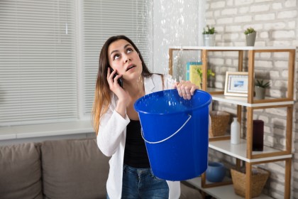 Haushaltsversicherung: Wasserschaden in Wohnung