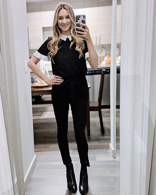 #OOTD : I was feeling Sabrina/Wednesday Adams today 🖤 I love these skinny leg paper bag pants! Swipe to see how I paired with a light jacket for these chilly days. #beauty #fashion #lifestyle #ootd