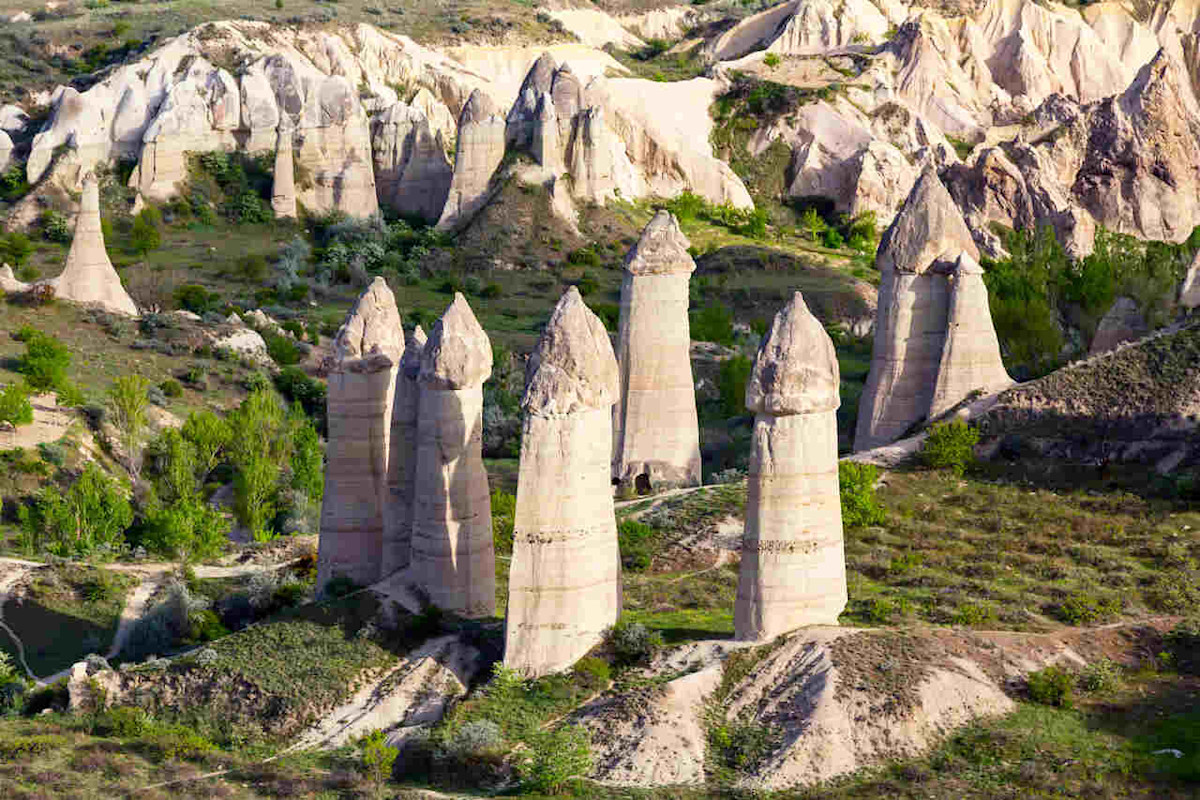 Felsformation in der Türkei im Tal der Liebe in Kappadokien.