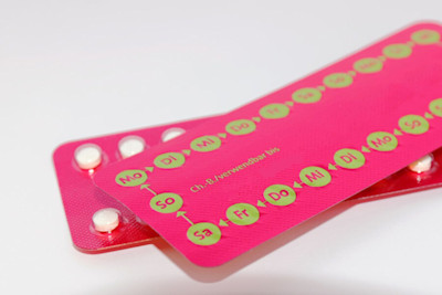 Pillenblister mit Antibabypille, 21 Tabletten zur oralen Einnahme.