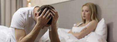 Mann mit Erektionsstörungen 