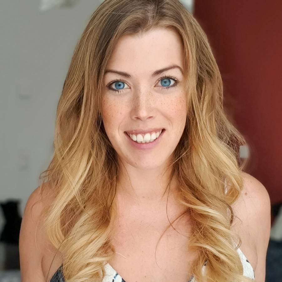 Dr. med. Sarah Plack 