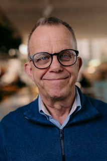 Bert Apeldoorn met (Tanno Witkamp, 2025) klein