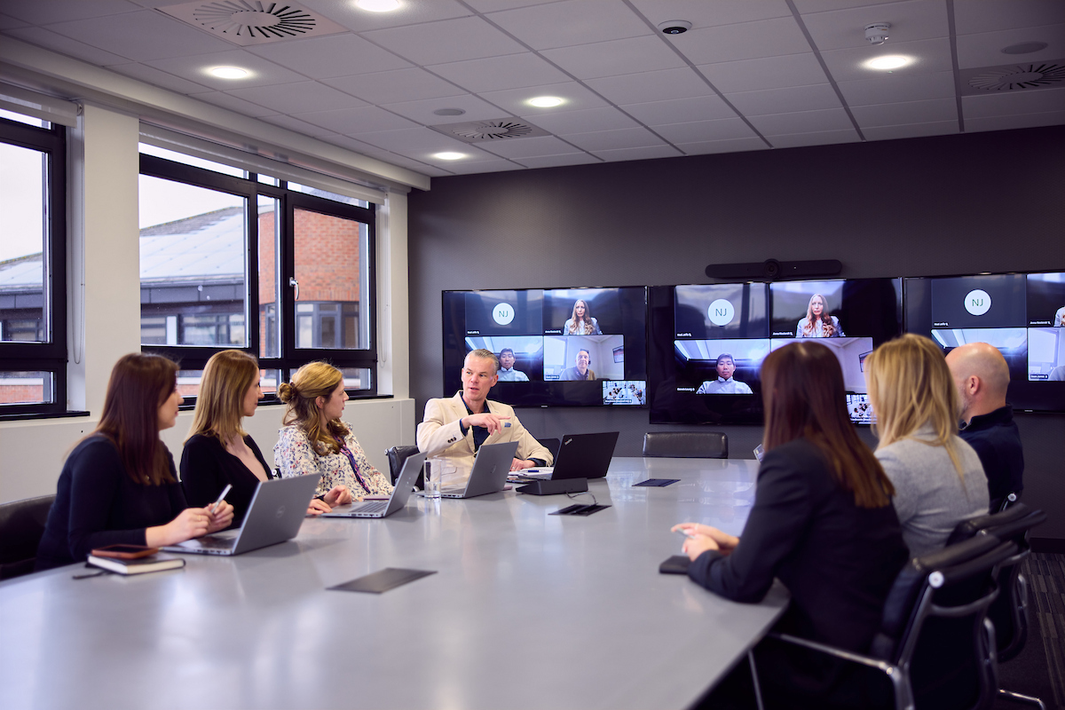 Hero Image Avis Budget Group optimiza sus procesos de compra gracias a CLM con IA integrada