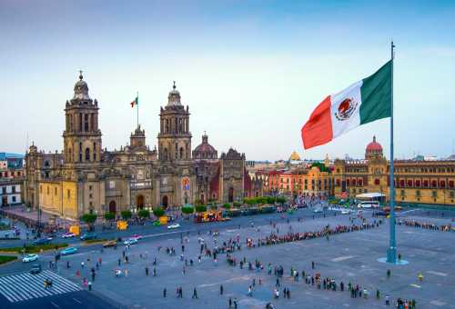 Plaza de la Constitución en Ciudad de México