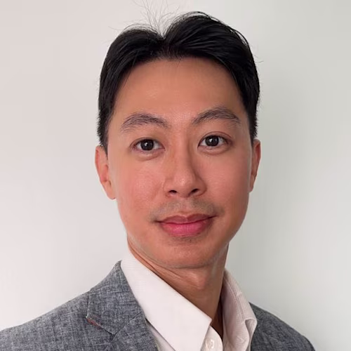 Author Neal Woo