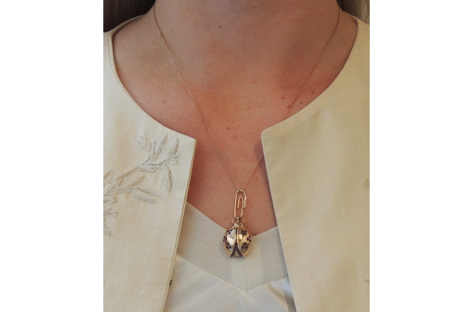 Ladybug Charm Necklace | Auverture