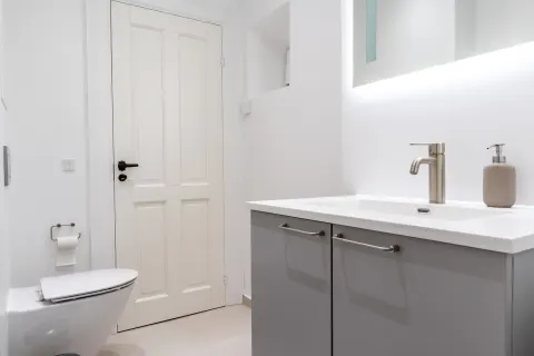Gudrun bathroom2 2